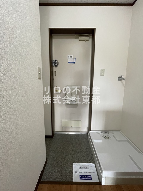 玄関　すっきりシンプルな玄関スペースです！