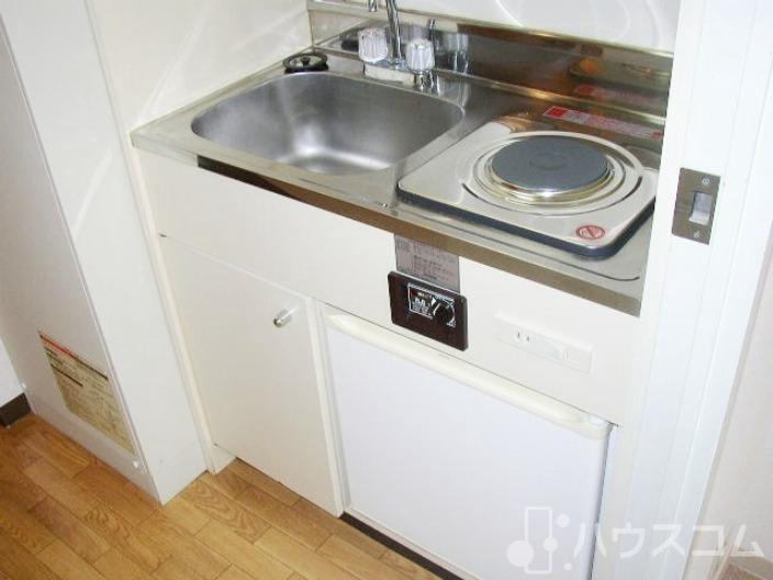 キッチン　冷蔵庫ついています！
