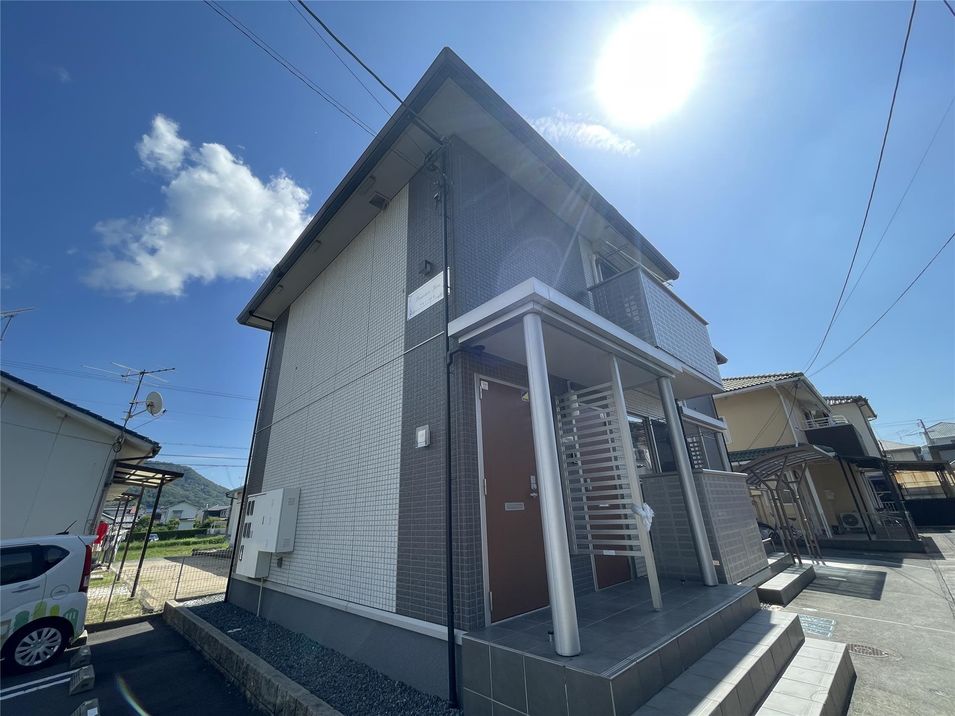 建物外観　2014年築　プレミール広
