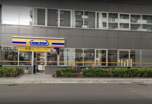 コンビニ　ミニストップ 江東枝川1丁目店（コンビニ）まで610m