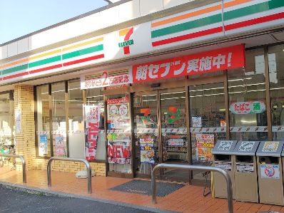 コンビニ　セブンイレブン墨田八広はなみずき通り店（コンビニ）まで158m