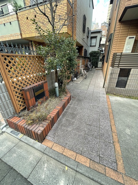 エントランス　★アプローチ★