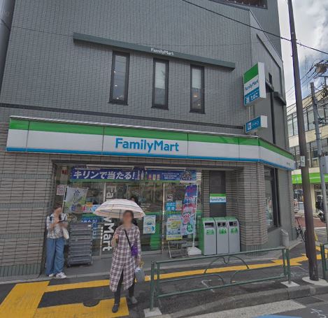 コンビニ　ファミリーマート 田端一丁目店（コンビニ）まで266m