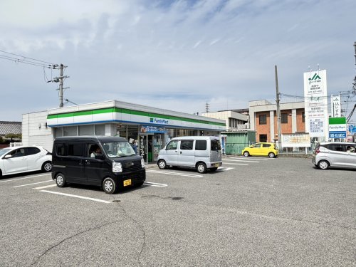 コンビニ　ファミリーマート 岸和田下松町店（コンビニ）まで524m