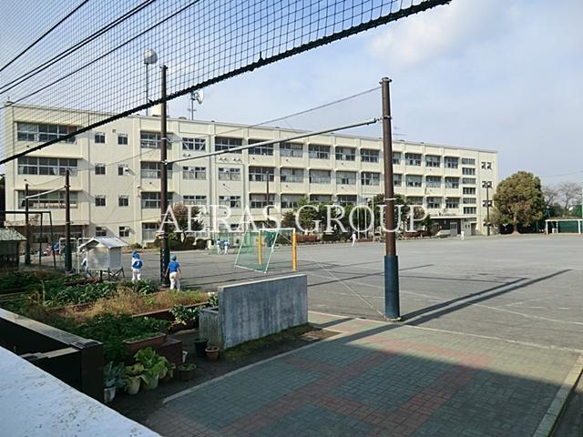小学校　横浜市立南戸塚小学校（小学校）まで571m