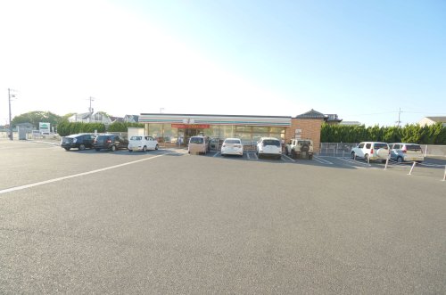 コンビニ　セブンイレブン貝塚地蔵堂店（コンビニ）まで158m