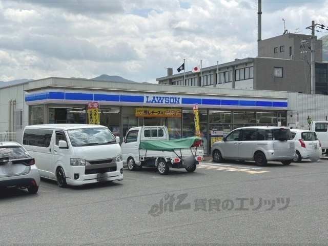 コンビニ　ローソン香芝本町店（コンビニ）まで850m