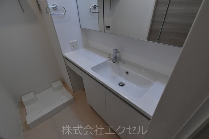 洗面設備　洗髪洗面化粧台です。
