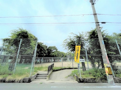 公園　滝ヶ花公園（公園）まで1500m