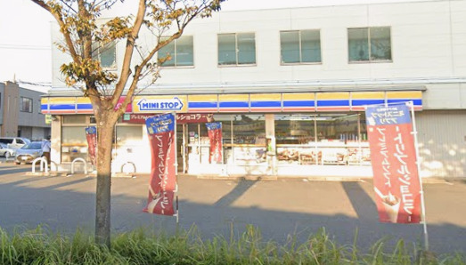 コンビニ　ミニストップ 博多榎田2丁目店（コンビニ）まで312m
