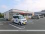 コンビニ　セブンイレブン（コンビニ）まで857m
