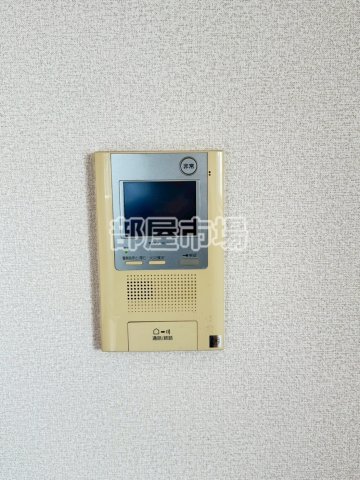 セキュリティ　モニター付きインターホン