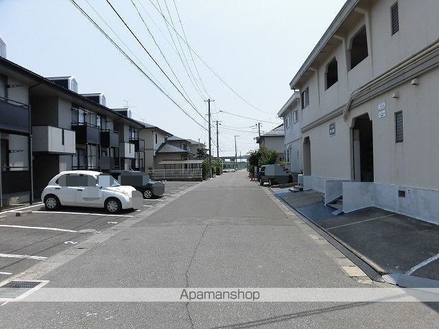 その他　前面道路（その他）まで0m