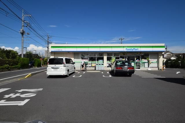 コンビニ　ファミリーマートさいたま大成町四丁目店（コンビニ）まで504m