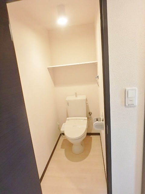 トイレ　イメージパース