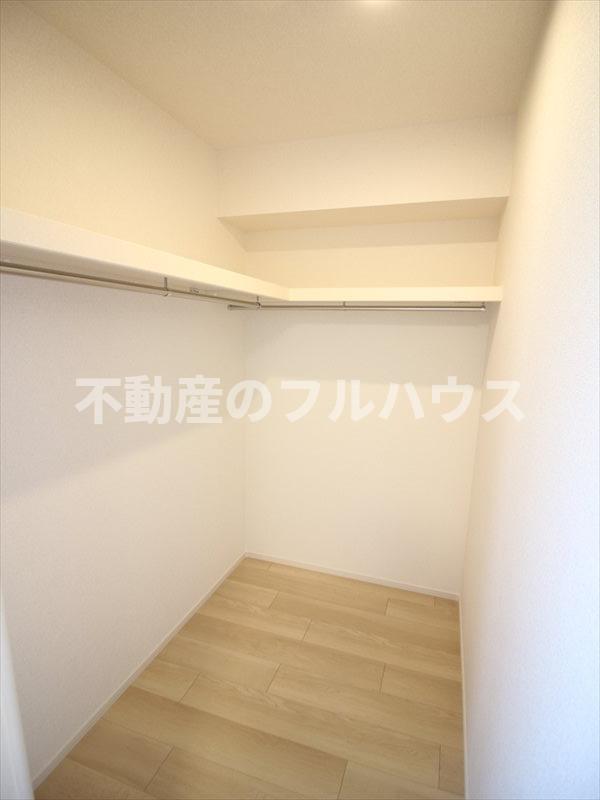 収納　ウォークインクローゼット