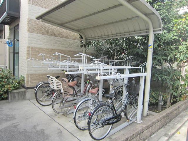 駐車場　駐輪場