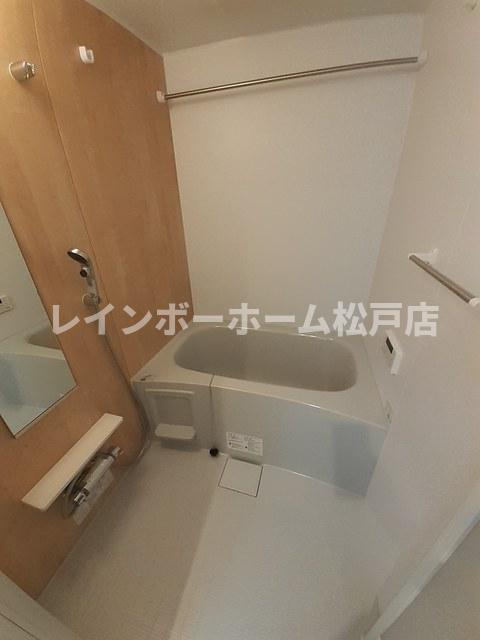 バス・シャワールーム　日々の暮らしに欠かせないお風呂です
