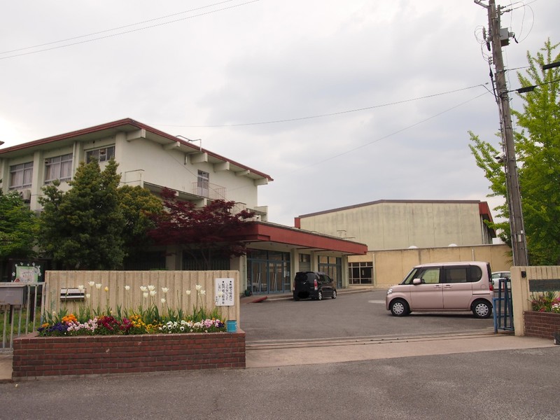 小学校　奈良市立済美南小学校（小学校）まで644m
