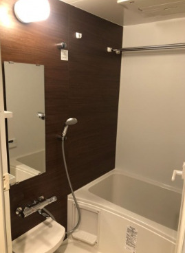 バス・シャワールーム　写真は同タイプ住居です。
