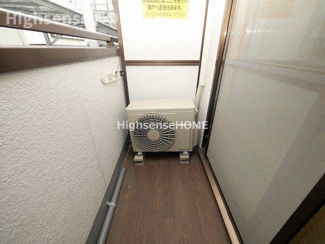 バルコニー　陽当たり良好なバルコニーです