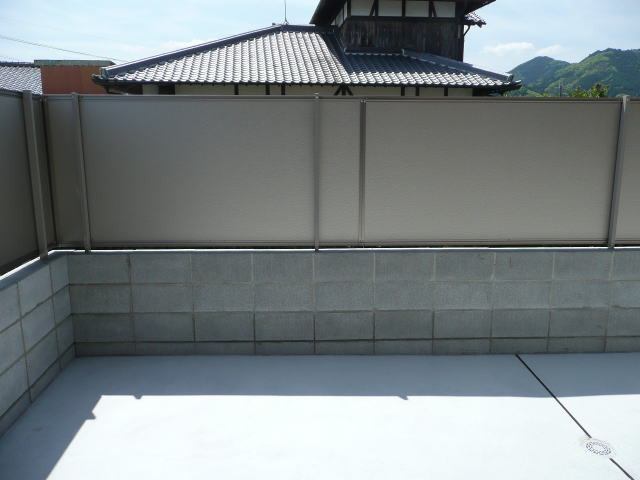 バルコニー　専用庭