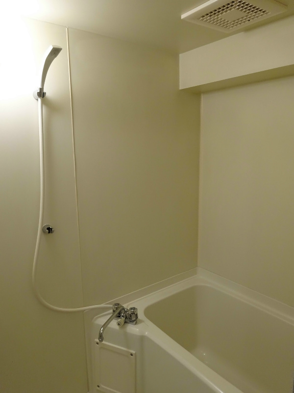バス・シャワールーム　※同タイプのお部屋です