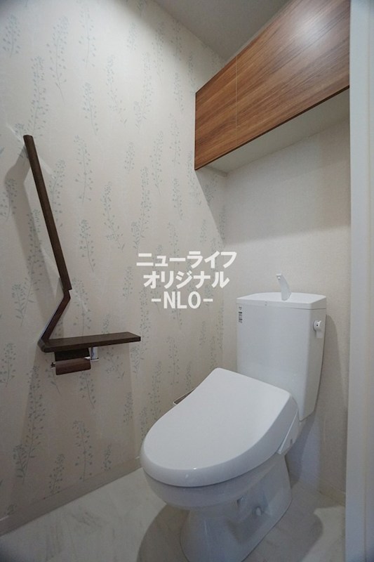 トイレ　トイレには快適な温水洗浄便座付