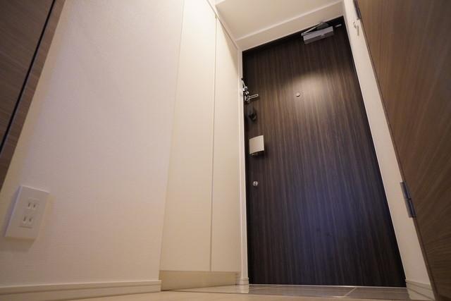 玄関　※写真は同タイプ住戸です。