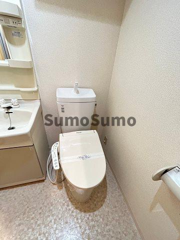 トイレ　清潔感のあるトイレです
