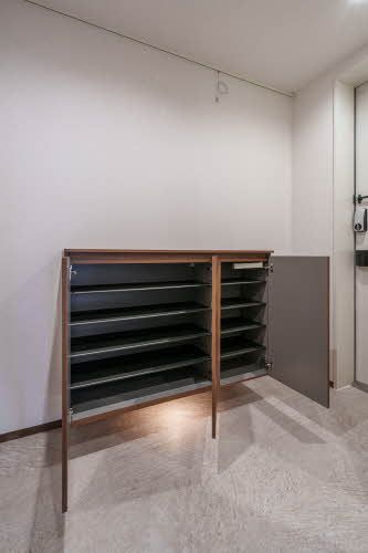 収納　シューズボックス