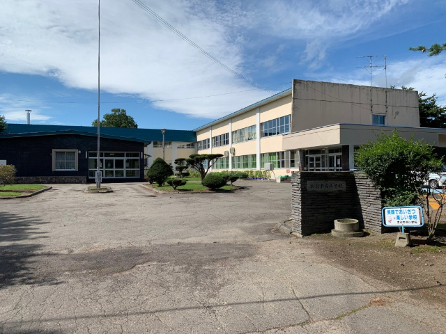 小学校　本別町立本別中央小学校（小学校）まで1205m