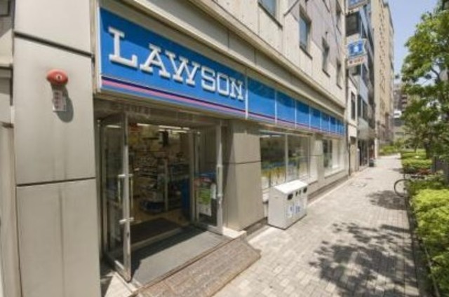 コンビニ　ローソン日本橋蛎殻町店（コンビニ）まで702m