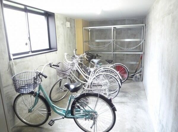 その他共有部分　屋内駐輪場