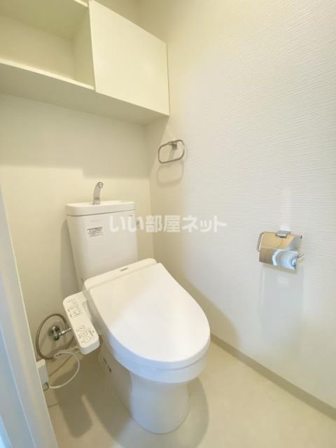 阪急京都線 茨木市駅 徒歩11分 4階建 築5年のトイレ写真