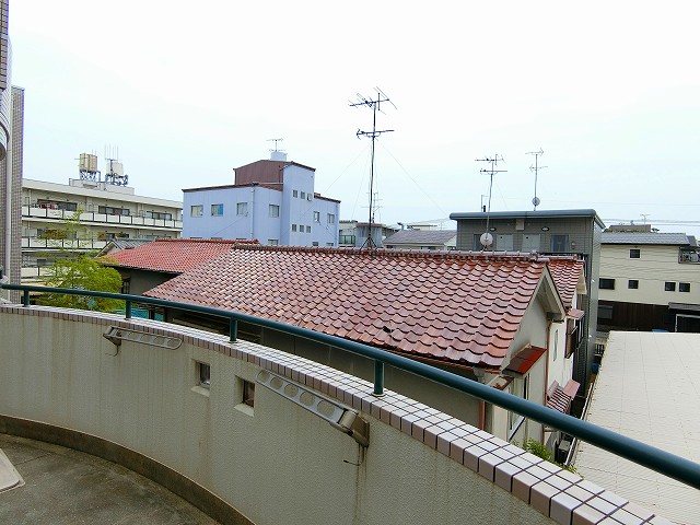 眺望　【スーパー】グルメシティ北鳴尾店まで162ｍ