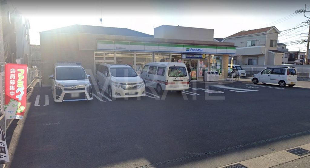 コンビニ　ファミリーマート海老名東柏ヶ谷店（コンビニ）まで720m