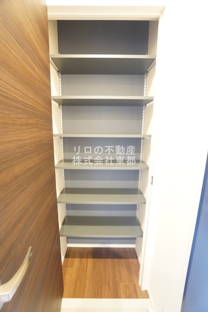 玄関　下駄箱付なので、玄関はいつでもスッキリ片付きますね☆