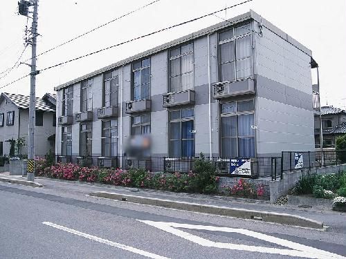レオパレスツインパークの外観写真