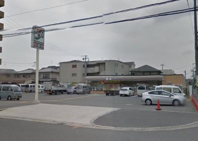 コンビニ　セブンイレブン大阪長吉川辺2丁目店（コンビニ）まで320m