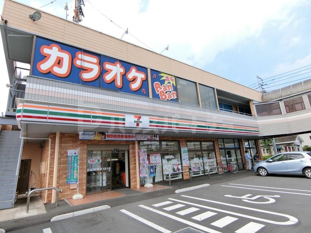 コンビニ　セブンイレブン越谷東越谷3丁目店（コンビニ）まで310m
