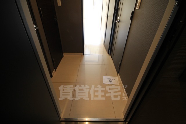 ＪＲ東西線 北新地駅 徒歩4分 12階建 築20年の玄関写真