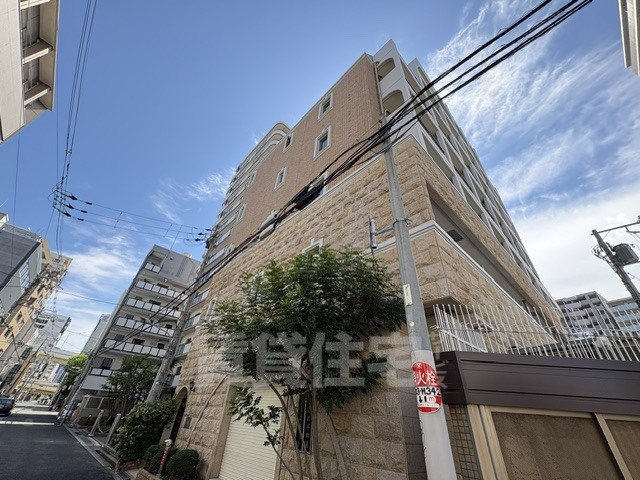地下鉄千日前線 西長堀駅 徒歩5分 10階建 築22年の外観写真