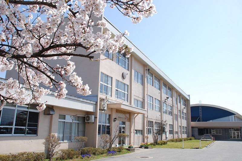 小学校　大田区立六郷小学校（小学校）まで353m