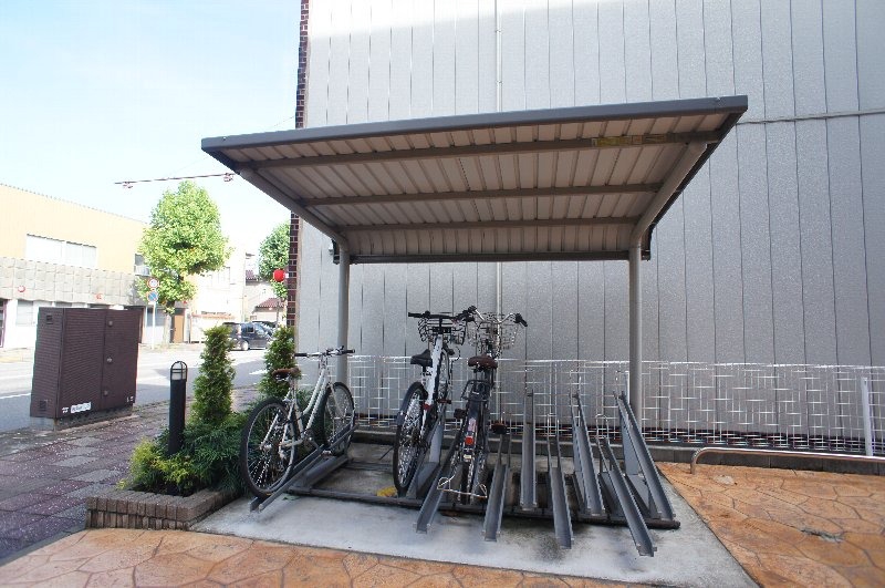 ＪＲ高崎線 高崎駅 徒歩8分 4階建 築15年の外観写真