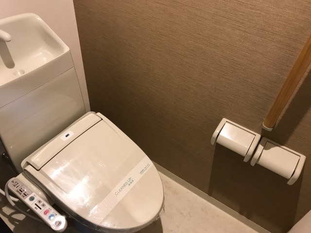 トイレ　シャワー付トイレ