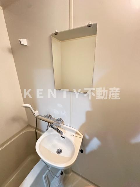 洗面設備　使いやすい洗面所です