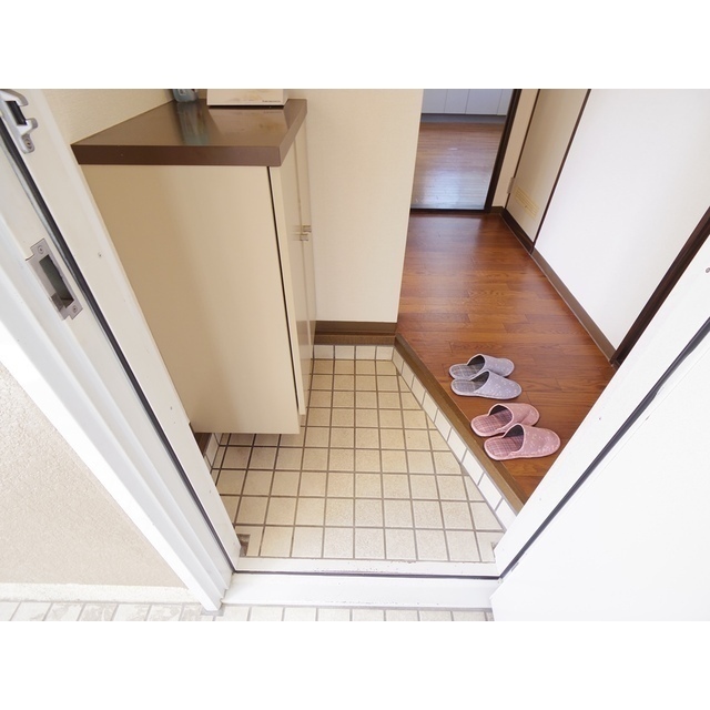 フレグランスさかい B棟の玄関写真