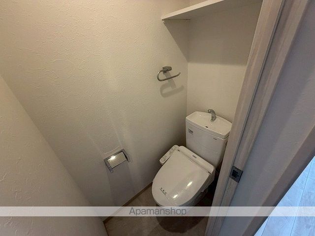 地下鉄長堀鶴見緑地線 蒲生四丁目駅 徒歩4分 9階建 築7年のトイレ写真