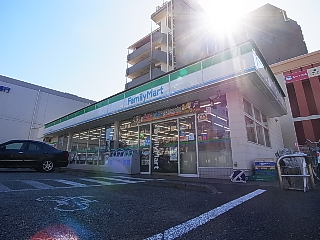 コンビニ　ファミリーマート 我孫子駅北口店（コンビニ）まで1096m